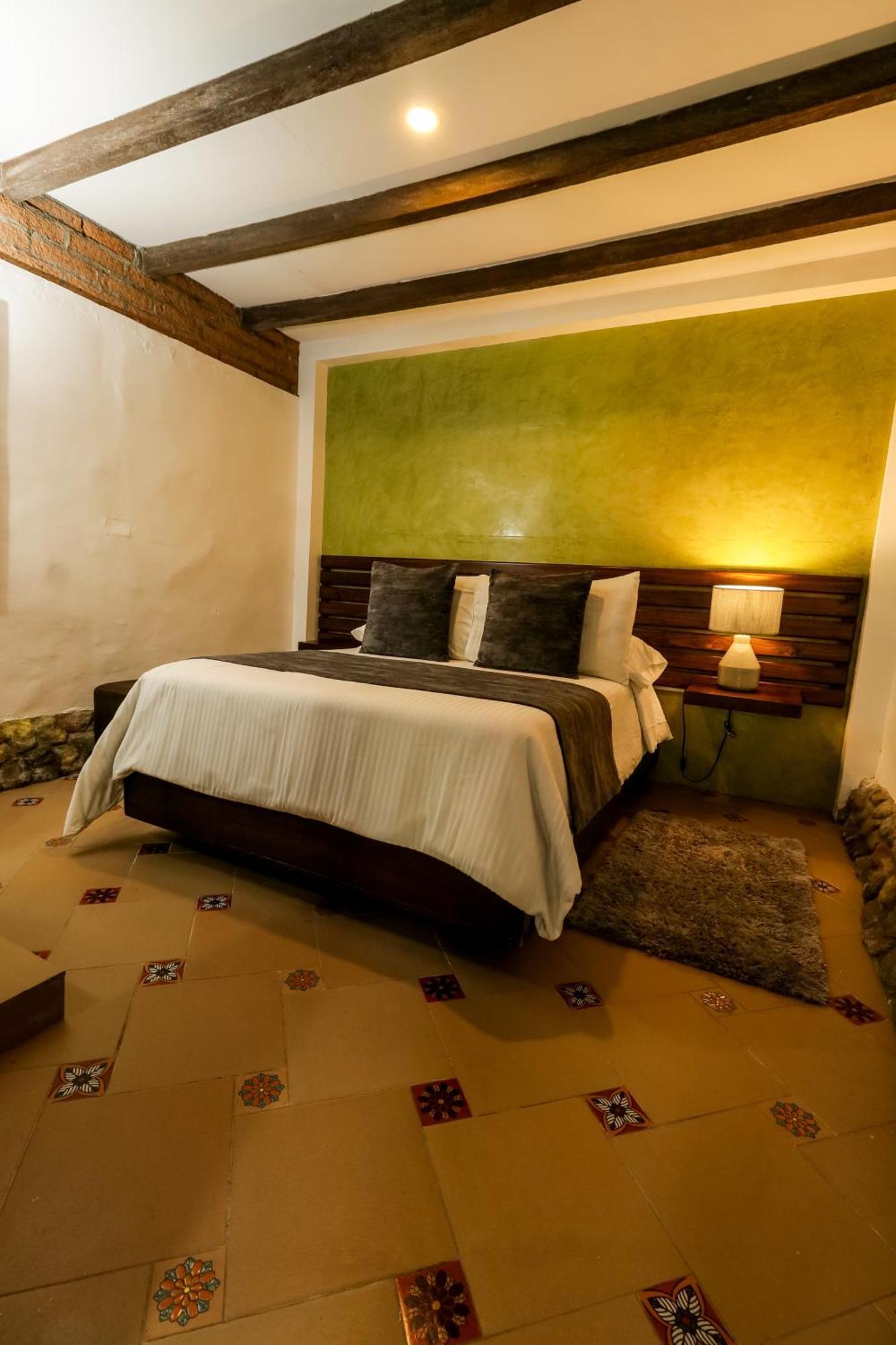 Hotel Visperas Santa Rosa de Cabal Ruang foto