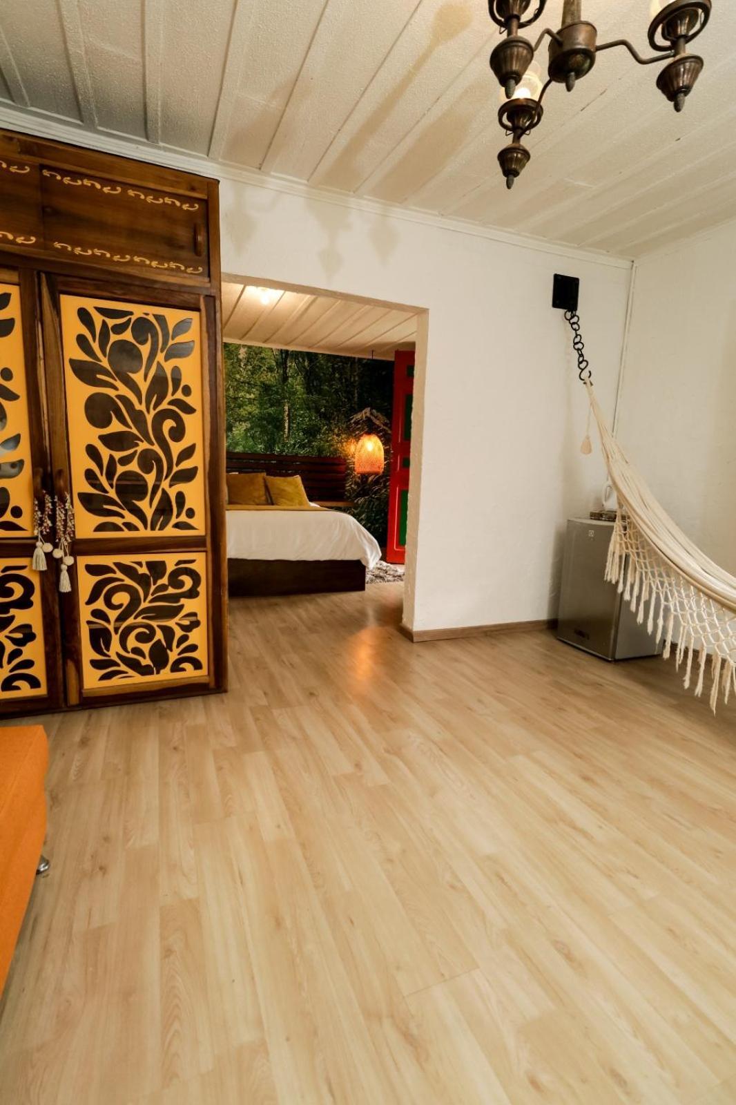 Hotel Visperas Santa Rosa de Cabal Ruang foto