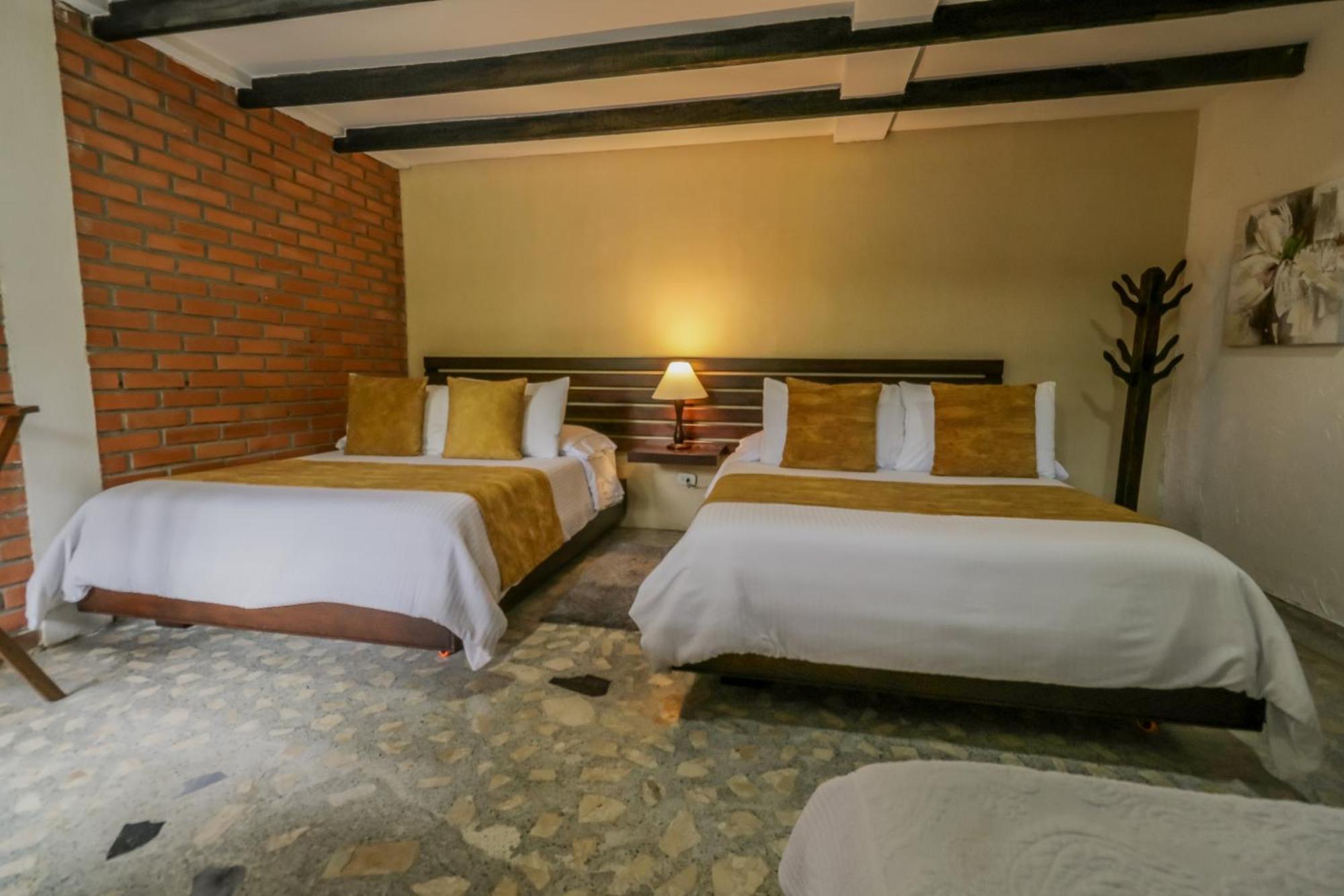 Hotel Visperas Santa Rosa de Cabal Bagian luar foto