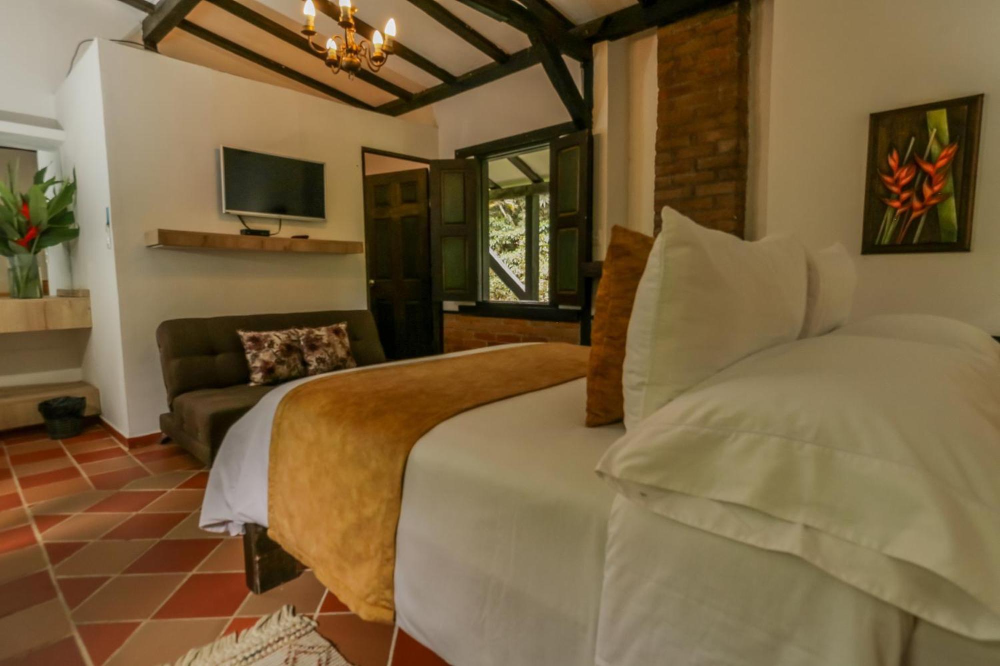 Hotel Visperas Santa Rosa de Cabal Bagian luar foto